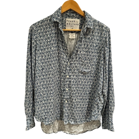 Frank & Eileen Tops - Frank & Eileen Relaxed Button-Up Shirt Blue‎ Mini Floral Modal Size XS